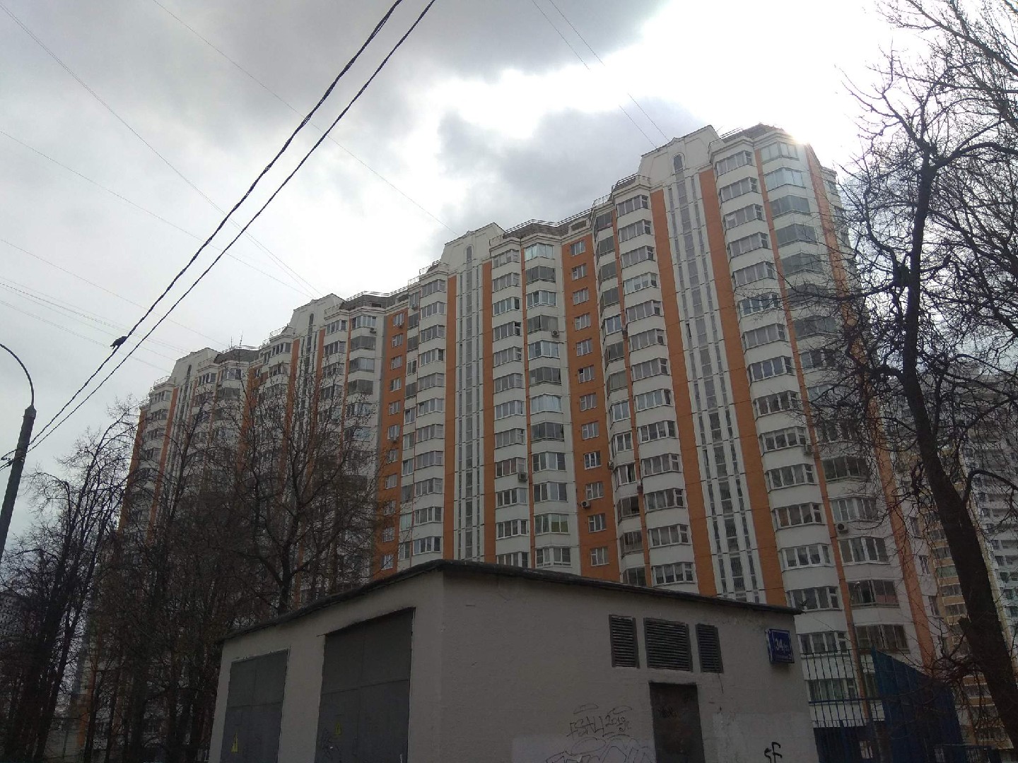 г. Москва, ул. Смольная, д. 51, к. 2-фасад здания