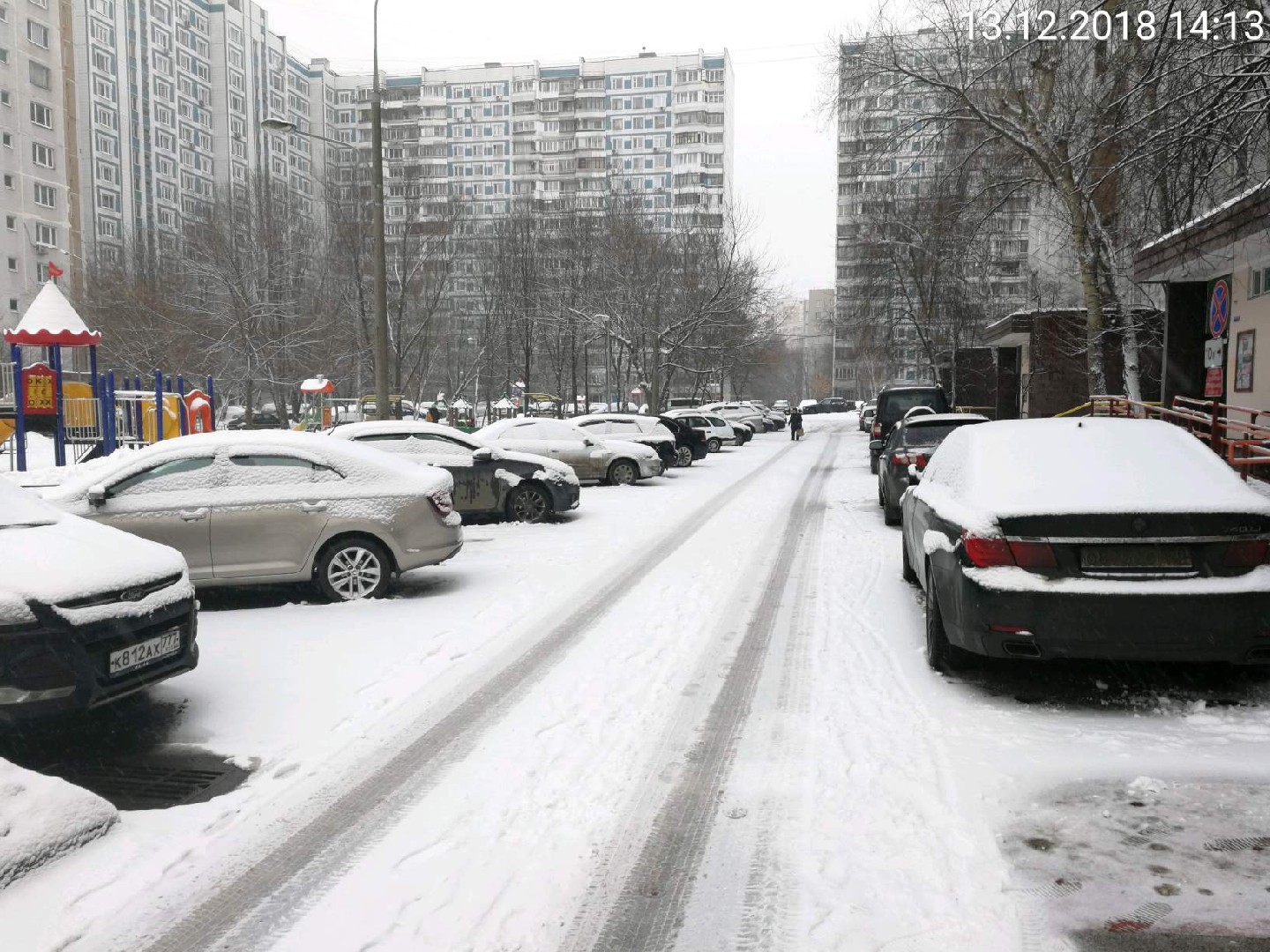 г. Москва, пр-кт. Солнцевский, д. 19, к. 1-придомовая территория