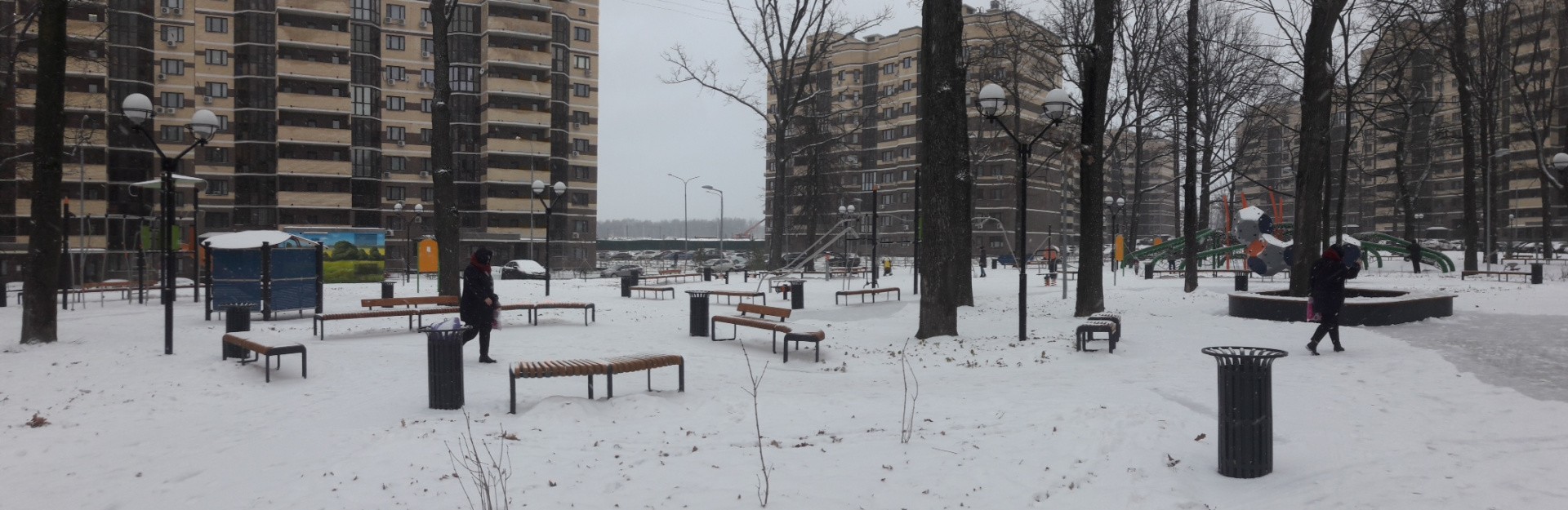 г. Москва, п. Сосенское, п. Коммунарка, ул. Сосенский Стан, д. 1-придомовая территория