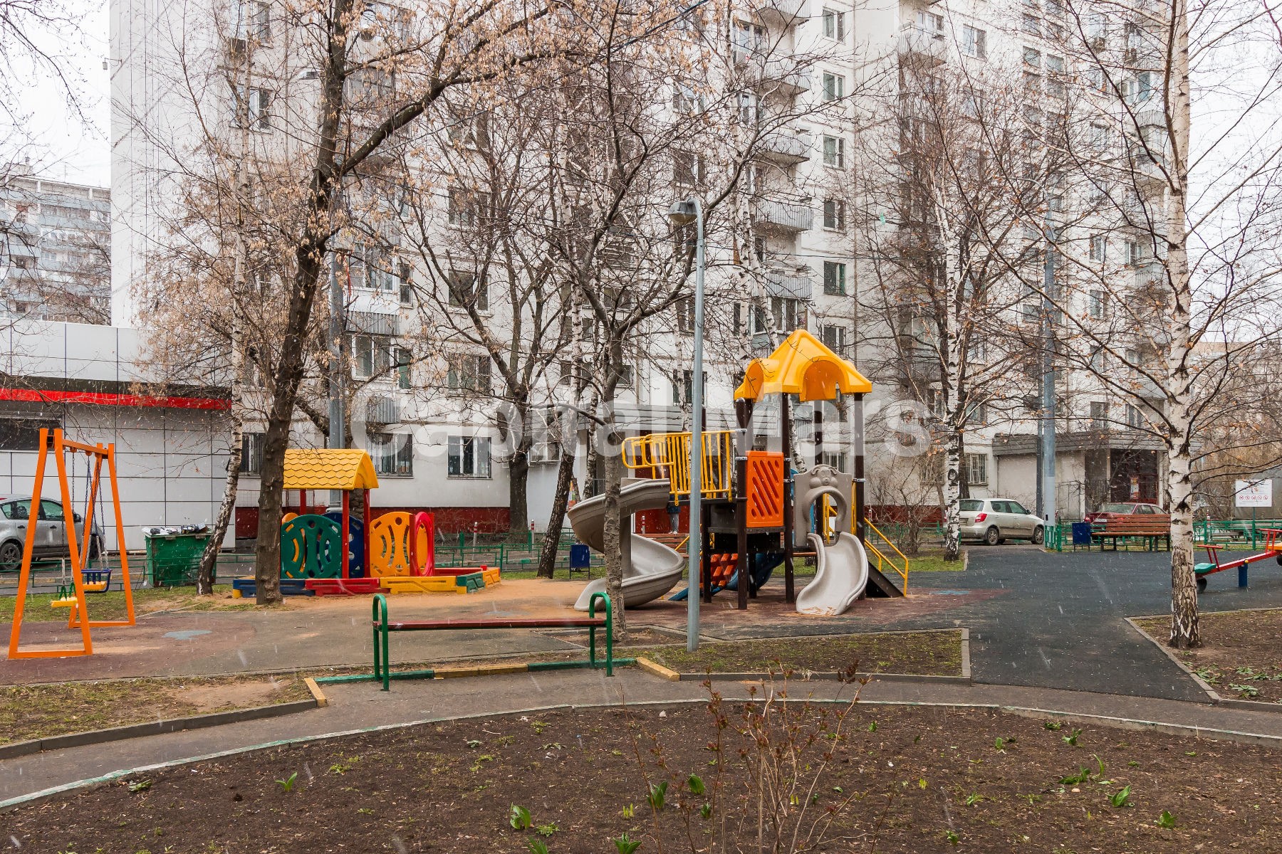 г. Москва, ул. Спасская Б., д. 27-придомовая территория