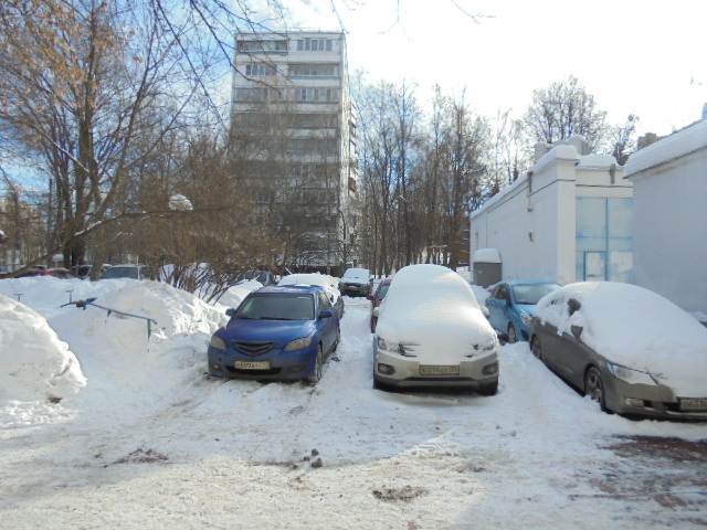 г. Москва, проезд. Сумской, д. 23, к. 1-придомовая территория