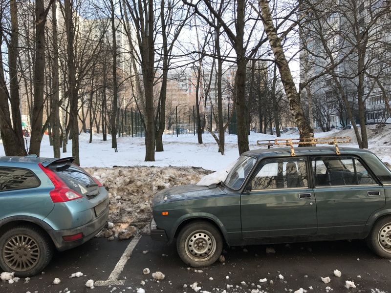 г. Москва, ул. Теплый Стан, д. 9, к. 8-придомовая территория