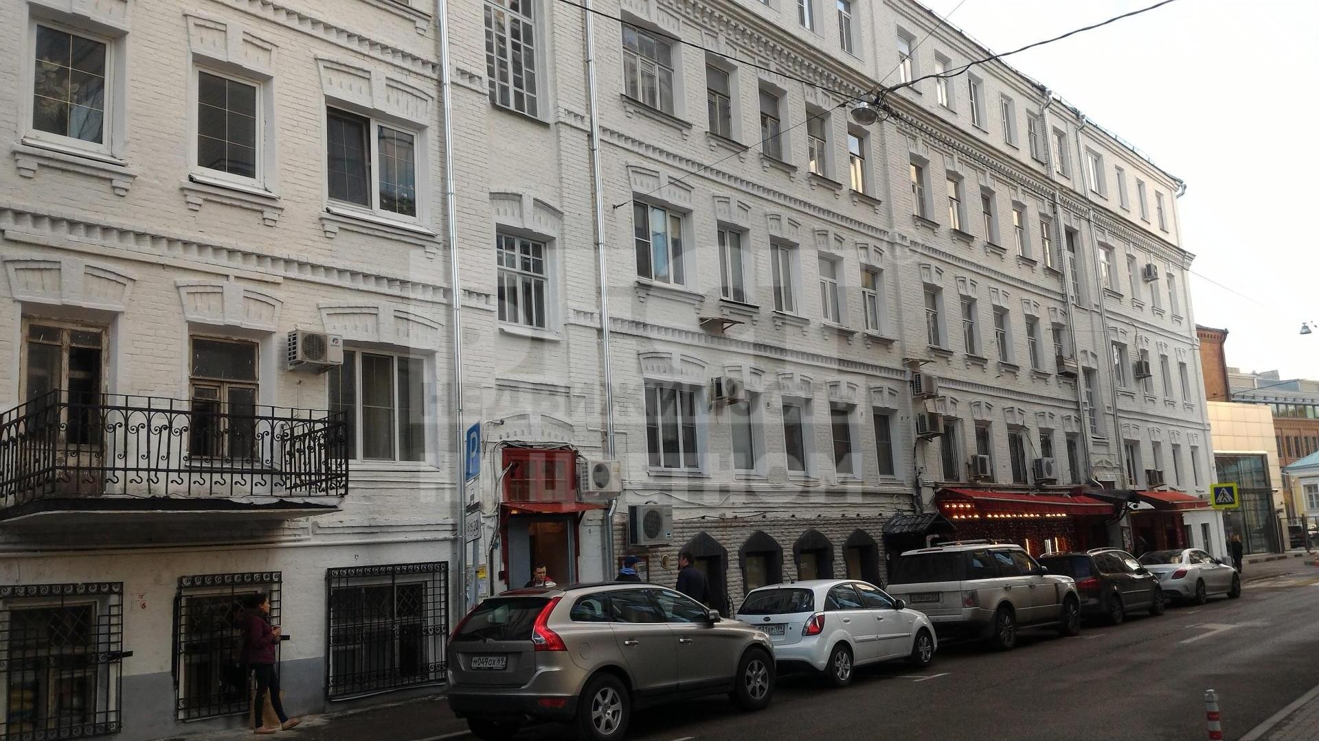 г. Москва, ул. Тимура Фрунзе, д. 22-фасад здания