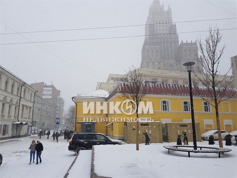 г. Москва, пер. Троилинский, д. 4/7-фасад здания