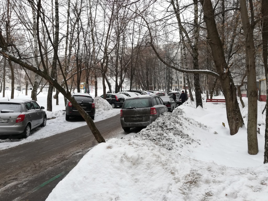 г. Москва, ул. Туристская, д. 22, к. 1-придомовая территория