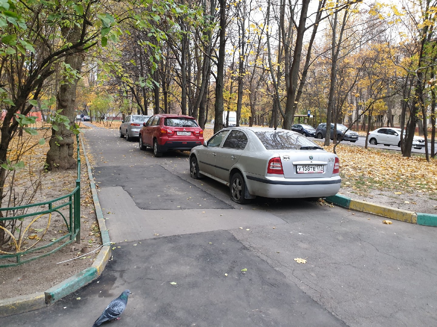 г. Москва, ул. Удальцова, д. 3, к. 13-придомовая территория