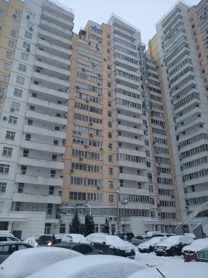 г. Москва, ул. Удальцова, д. 46-фасад здания