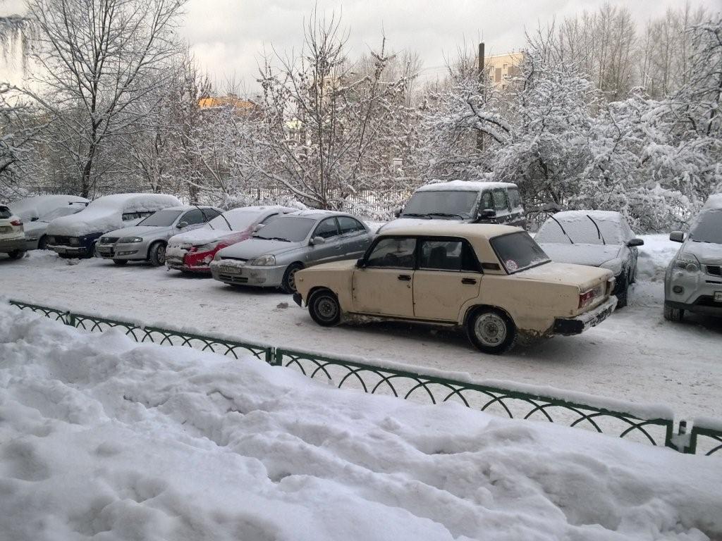 г. Москва, ул. Уральская, д. 15-придомовая территория