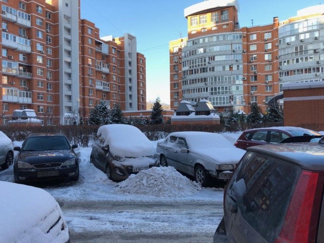 г. Москва, ул. Филевская Б., д. 16-придомовая территория