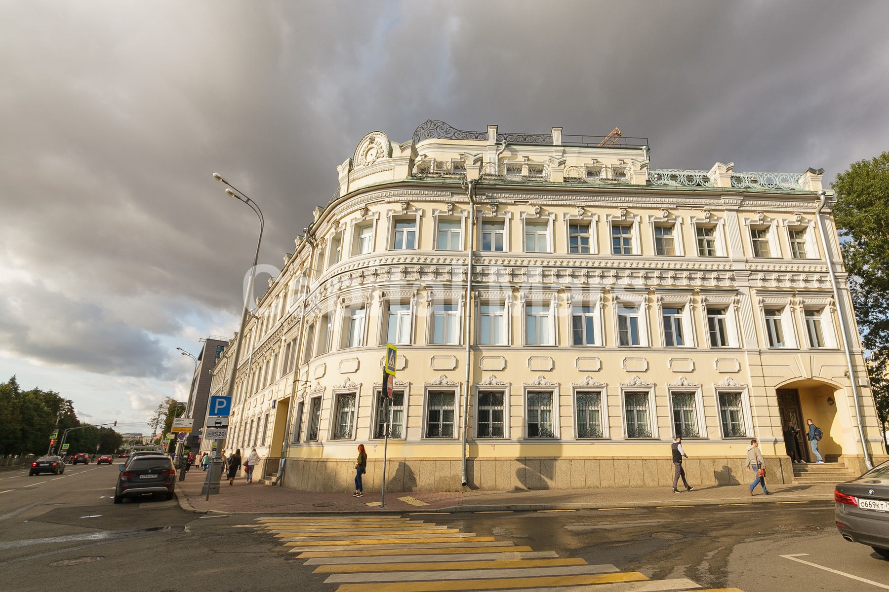 г. Москва, б-р. Цветной, д. 16/1-фасад здания