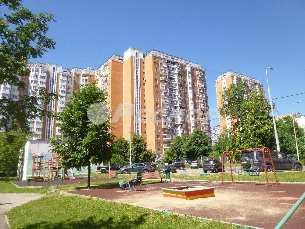 г. Москва, б-р. Черноморский, д. 10, к. 1-фасад здания