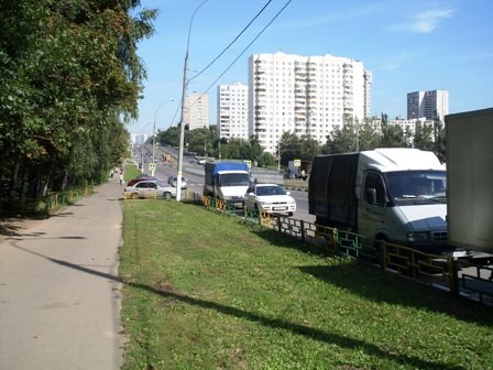 г. Москва, ул. Чертановская, д. 52, к. 1-придомовая территория