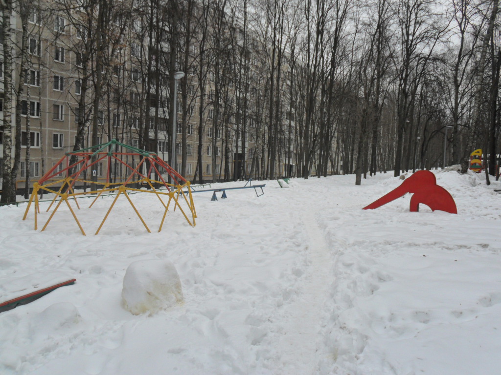 г. Москва, ул. Чертановская, д. 64, к. 2-придомовая территория