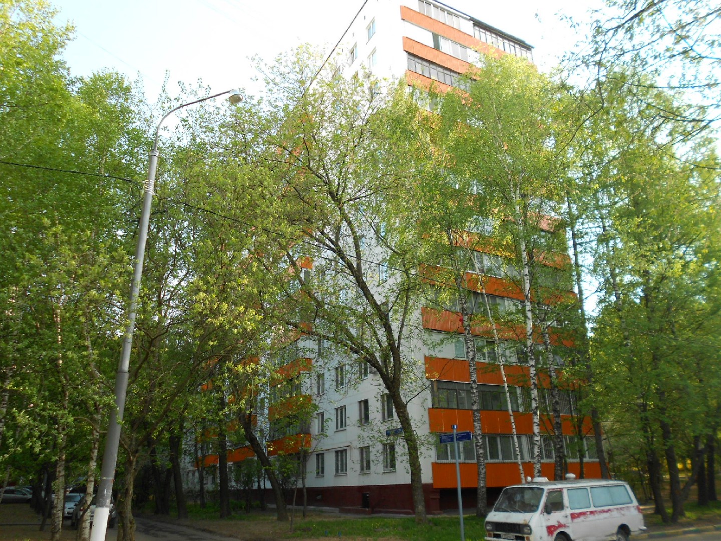 г. Москва, б-р. Яна Райниса, д. 28, к. 2-фасад здания