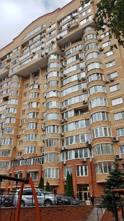 г. Москва, проезд. Янтарный, д. 9-фасад здания