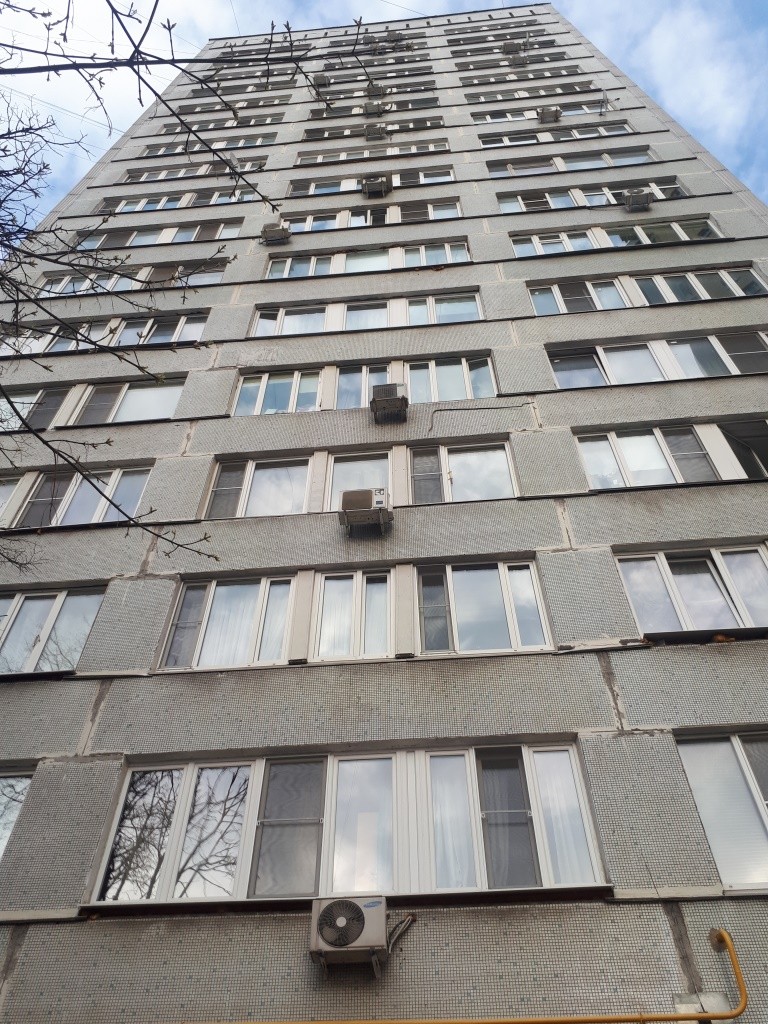 г. Москва, ул. Ярцевская, д. 29, к. 1-фасад здания