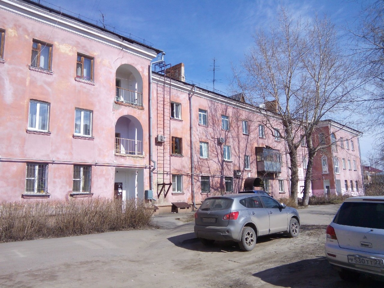 край. Алтайский, г. Барнаул, ул. Кирова, д. 49-фасад здания