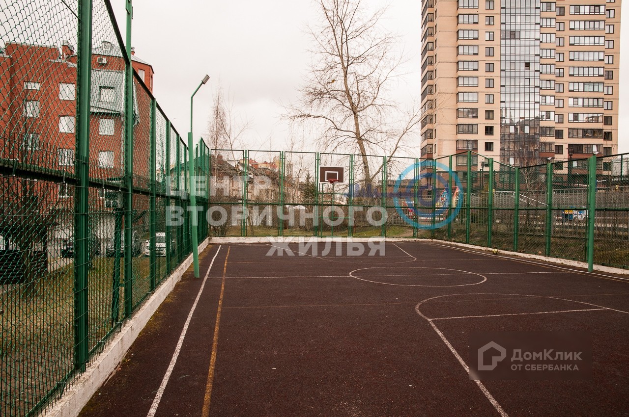 г. Санкт-Петербург, ул. 2-я Никитинская, д. 53-придомовая территория