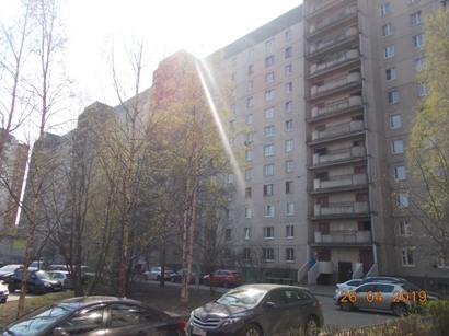г. Санкт-Петербург, ул. Бадаева, д. 3, к. 1-фасад здания