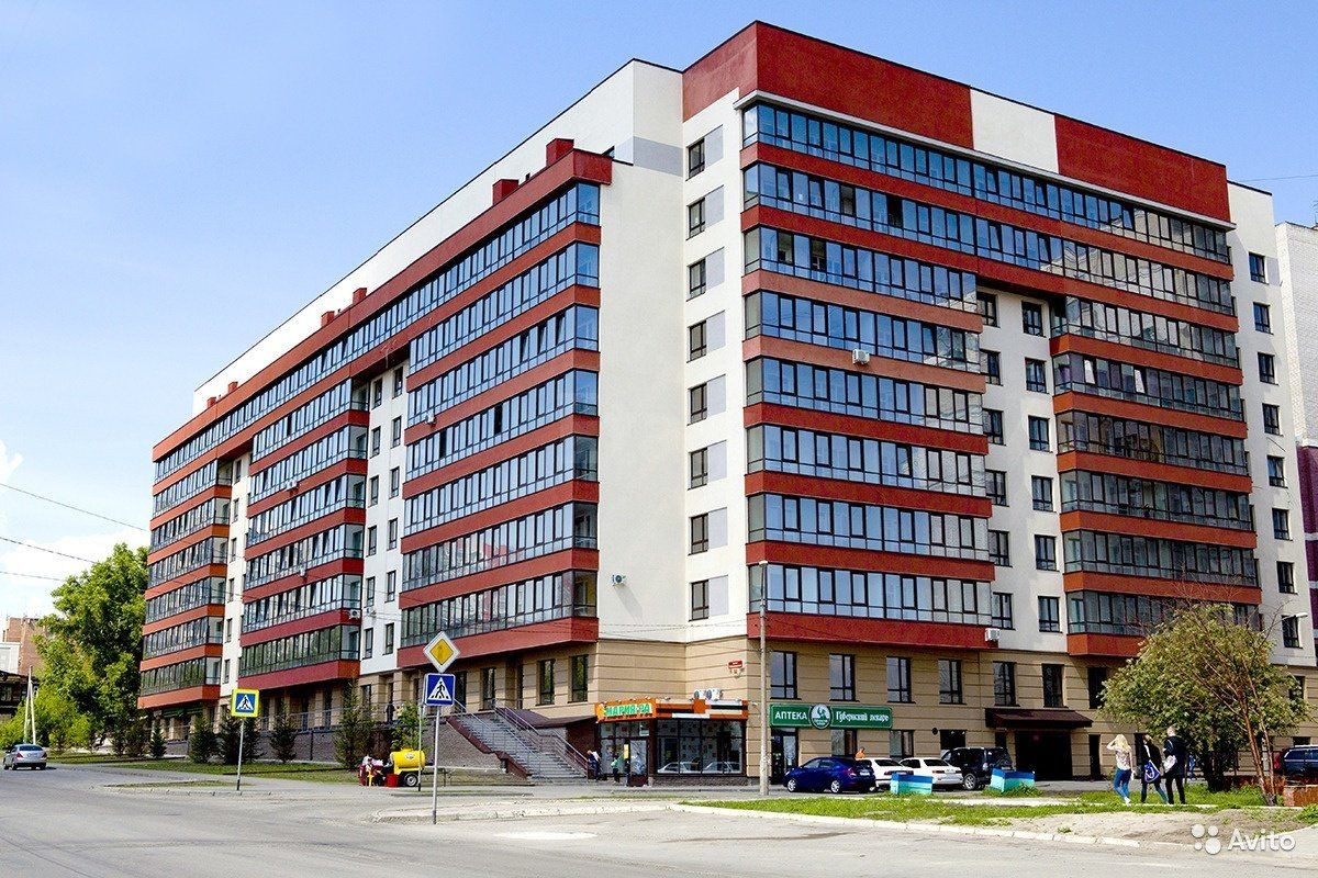 край. Алтайский, г. Барнаул, пр-кт. Комсомольский, д. 44-фасад здания