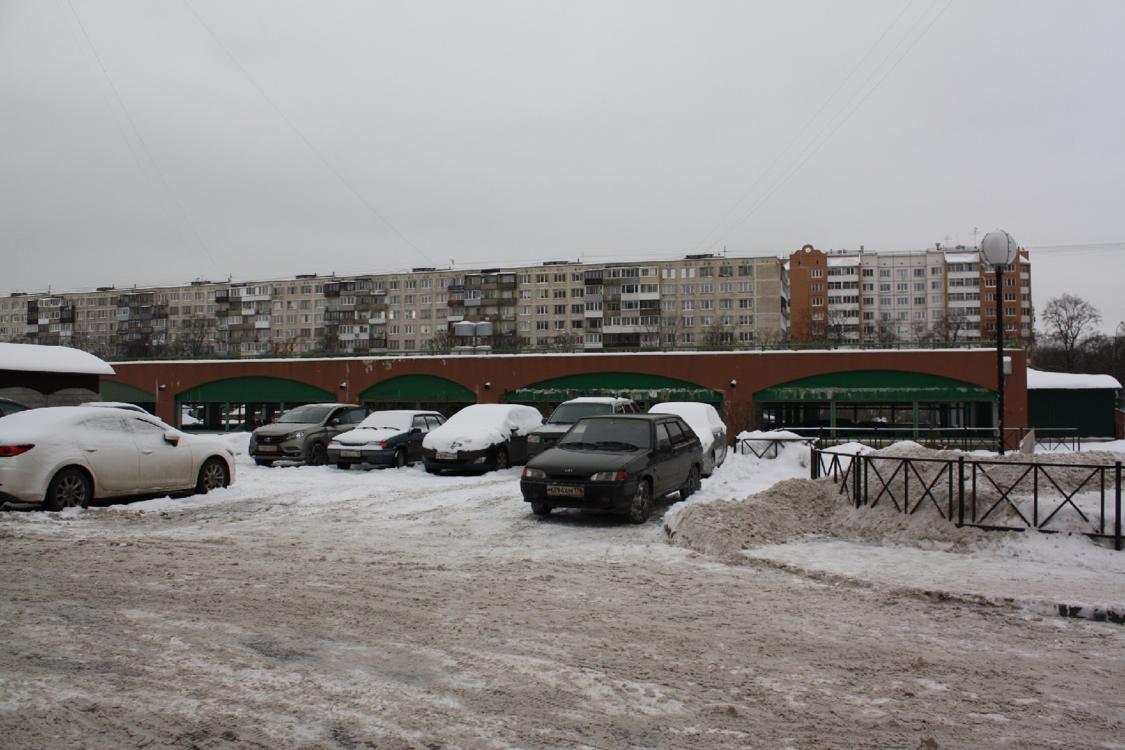 г. Санкт-Петербург, ул. Белы Куна, д. 1, к. 2-придомовая территория