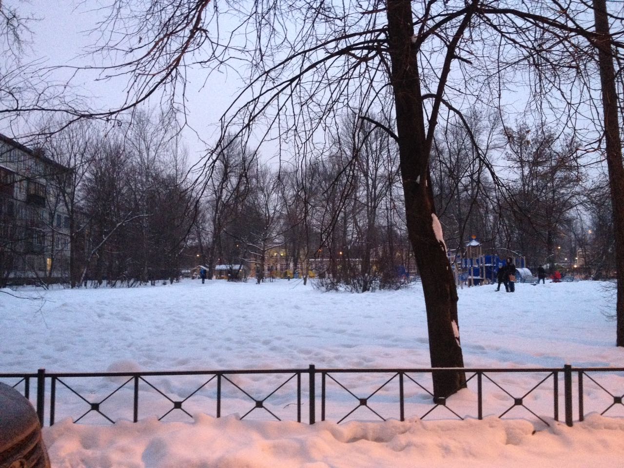 г. Санкт-Петербург, ул. Большая Пороховская, д. 32, лит.А-придомовая территория