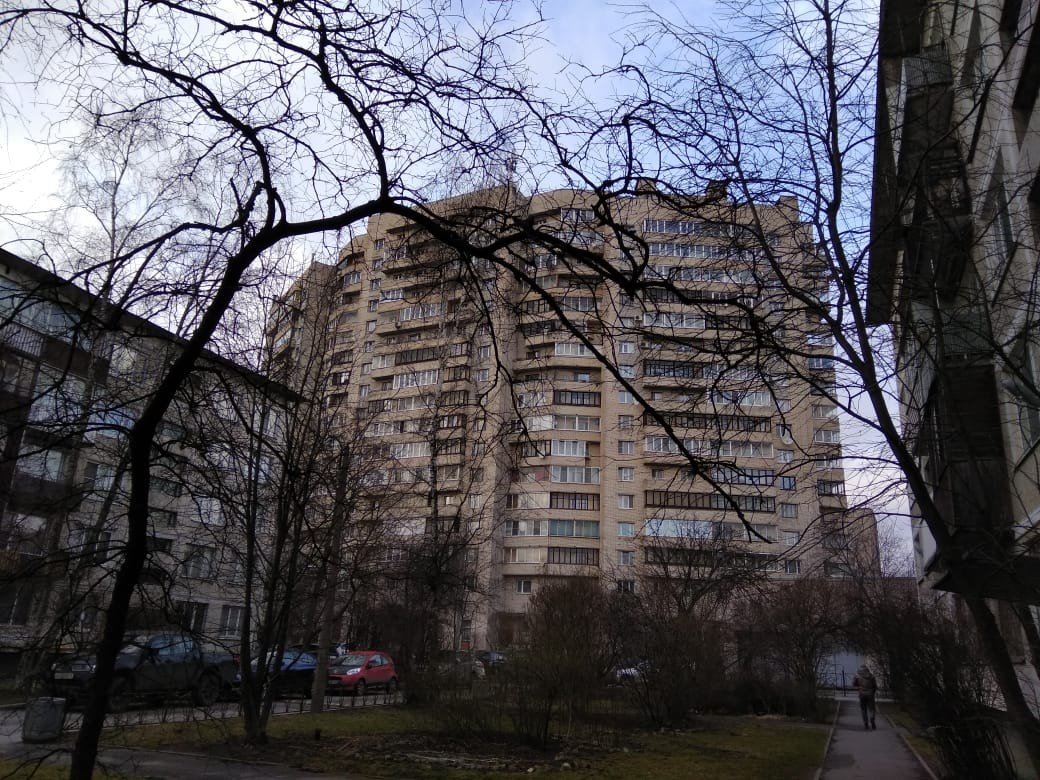 г. Санкт-Петербург, ул. Будапештская, д. 43, к. 1-фасад здания