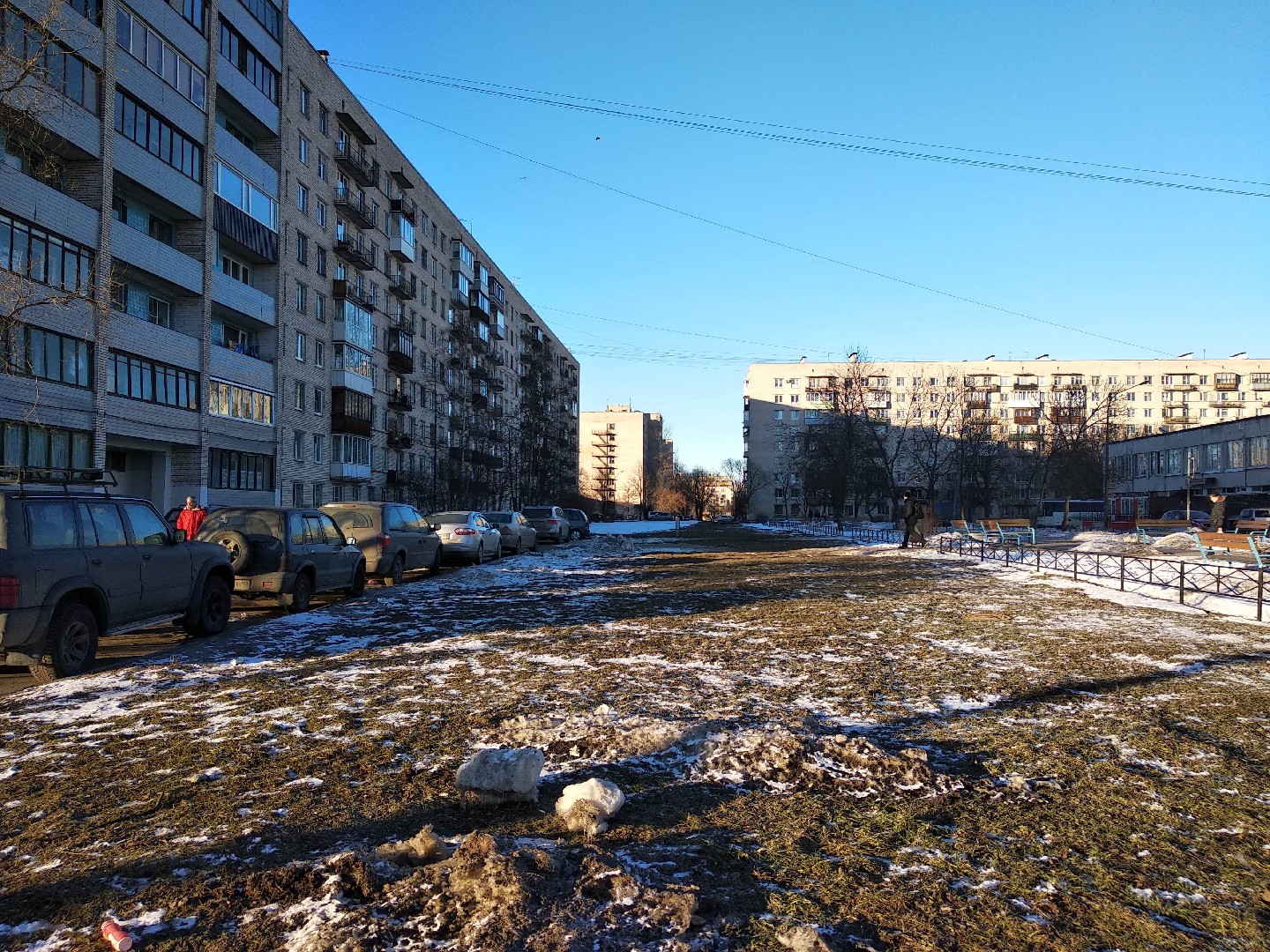 г. Санкт-Петербург, пр-кт. Ветеранов, д. 149-придомовая территория