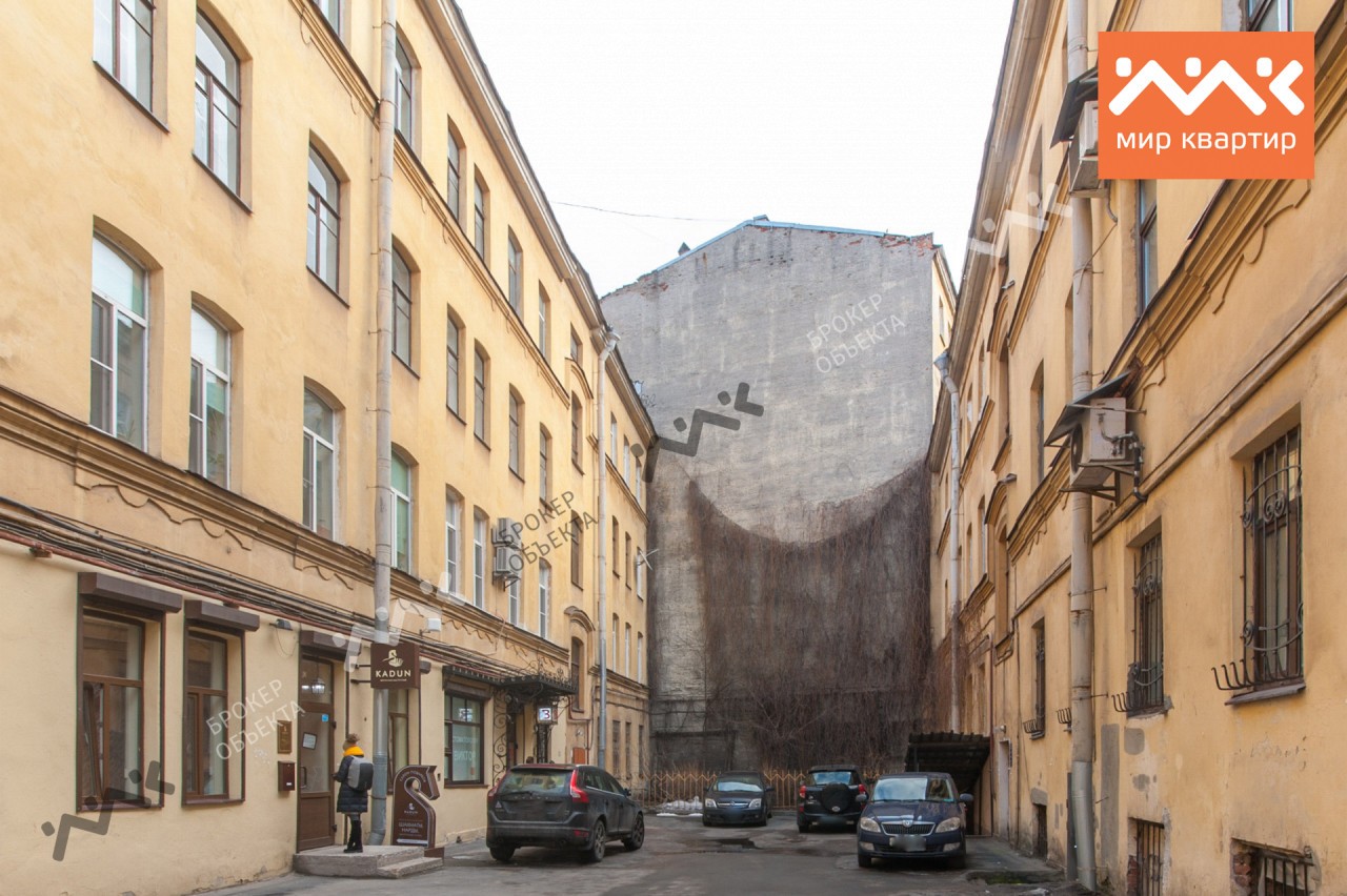 г. Санкт-Петербург, ул. Восстания, д. 15-фасад здания