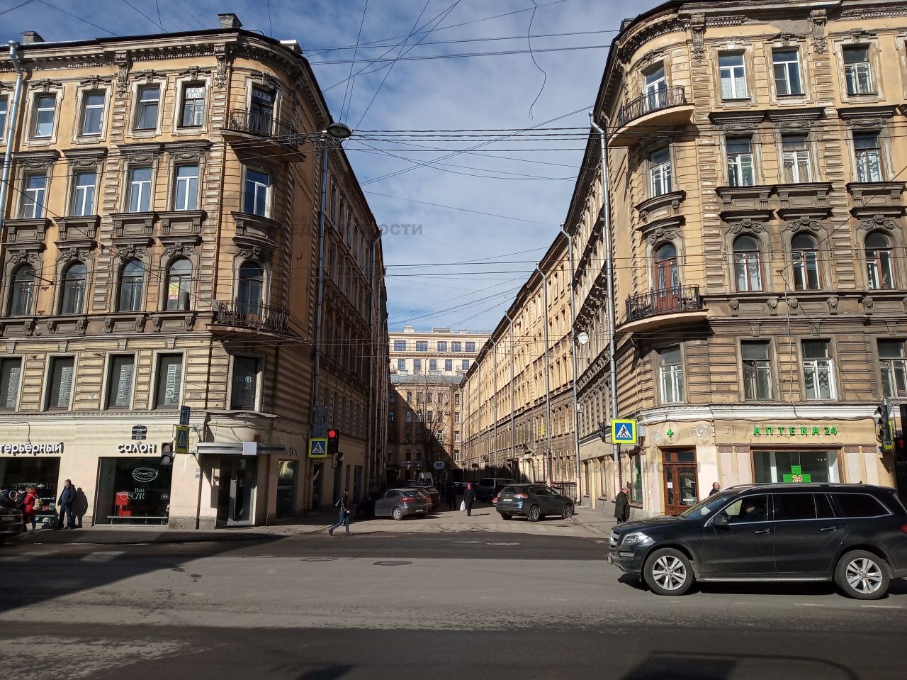 г. Санкт-Петербург, пр-кт. Загородный, д. 21-23, лит. А-фасад здания