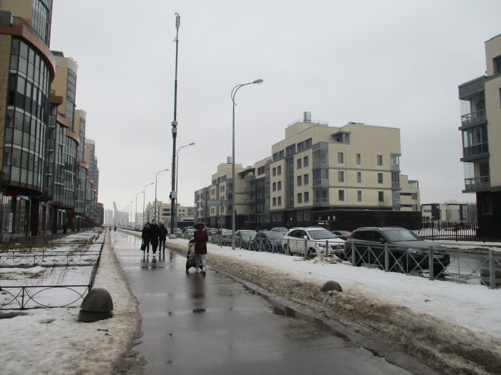 г. Санкт-Петербург, ул. Катерников, д. 7-придомовая территория