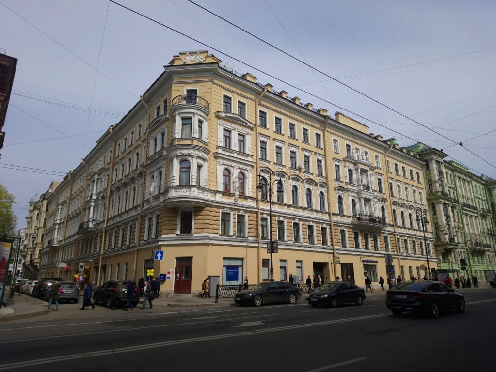 г. Санкт-Петербург, ул. Кирочная, д. 30-фасад здания