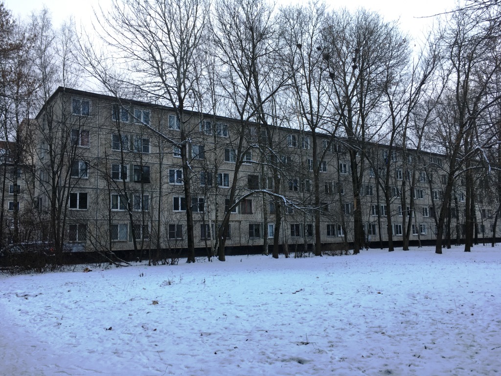 г. Санкт-Петербург, г. Колпино, ул. Павловская, д. 48-фасад здания