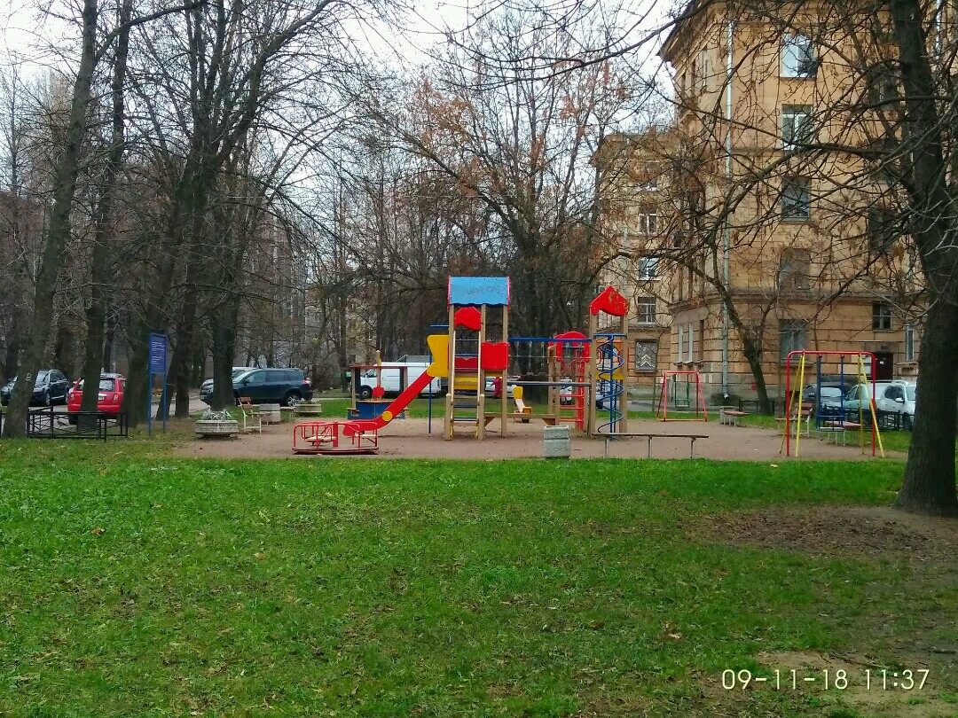 г. Санкт-Петербург, пр-кт. Кондратьевский, д. 65, лит. А-придомовая территория