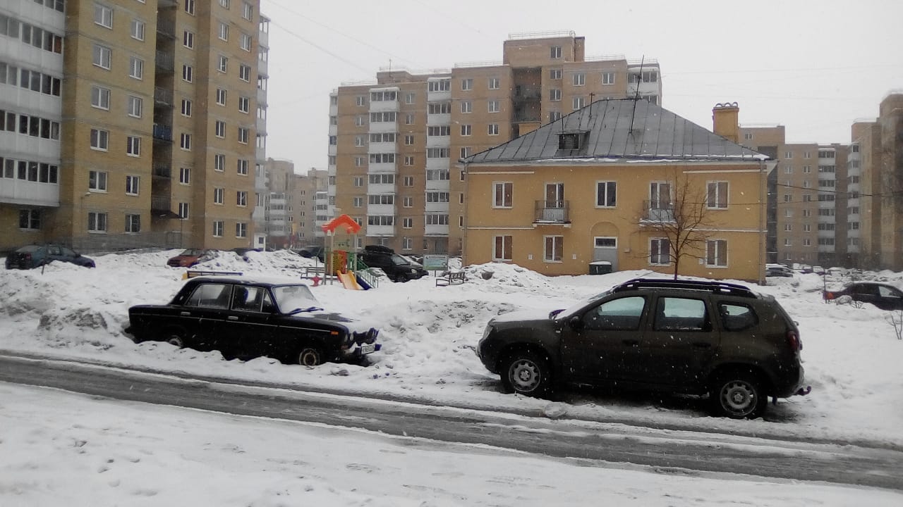 г. Санкт-Петербург, г. Красное Село, ш. Гатчинское, д. 8, к. 2-придомовая территория