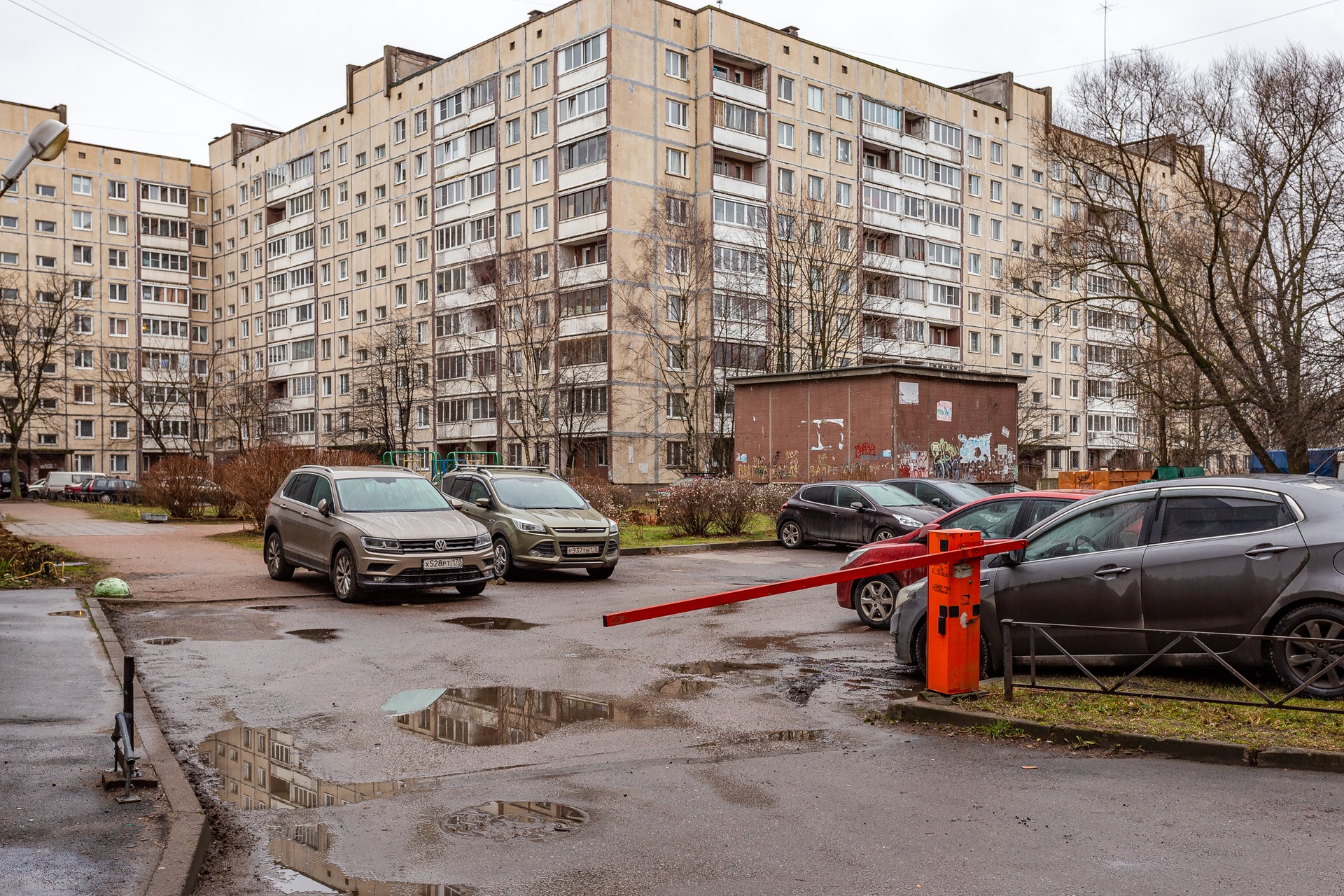 г. Санкт-Петербург, ул. Маршала Захарова, д. 39-фасад здания