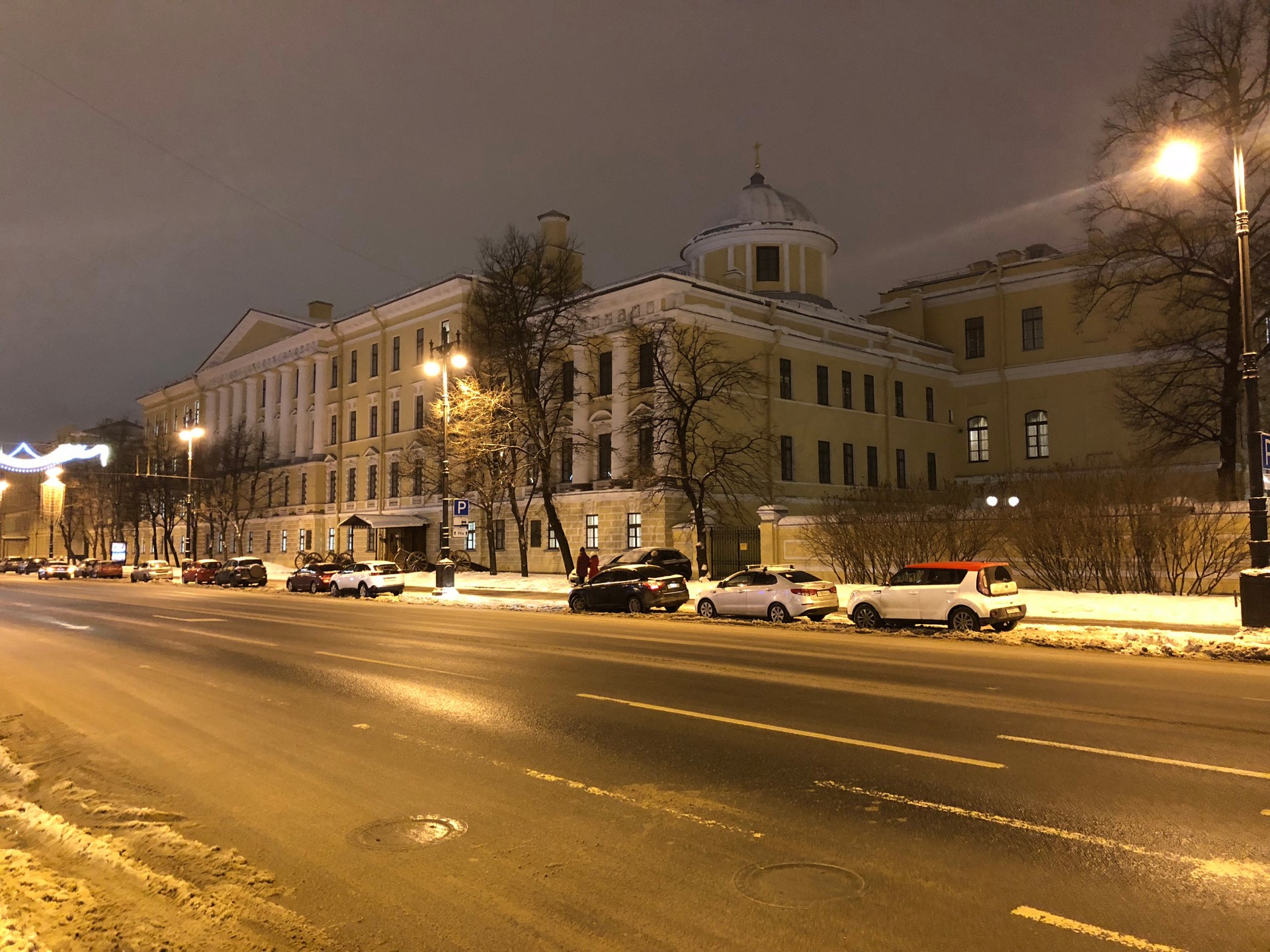 г. Санкт-Петербург, пр-кт. Московский, д. 20, лит. А-фасад здания