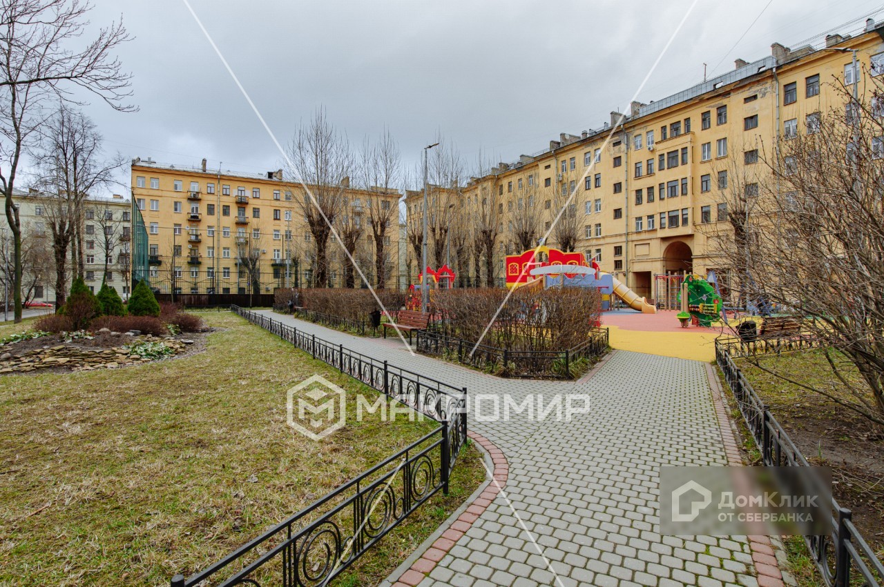 г. Санкт-Петербург, пр-кт. Московский, д. 79, лит. Б-придомовая территория