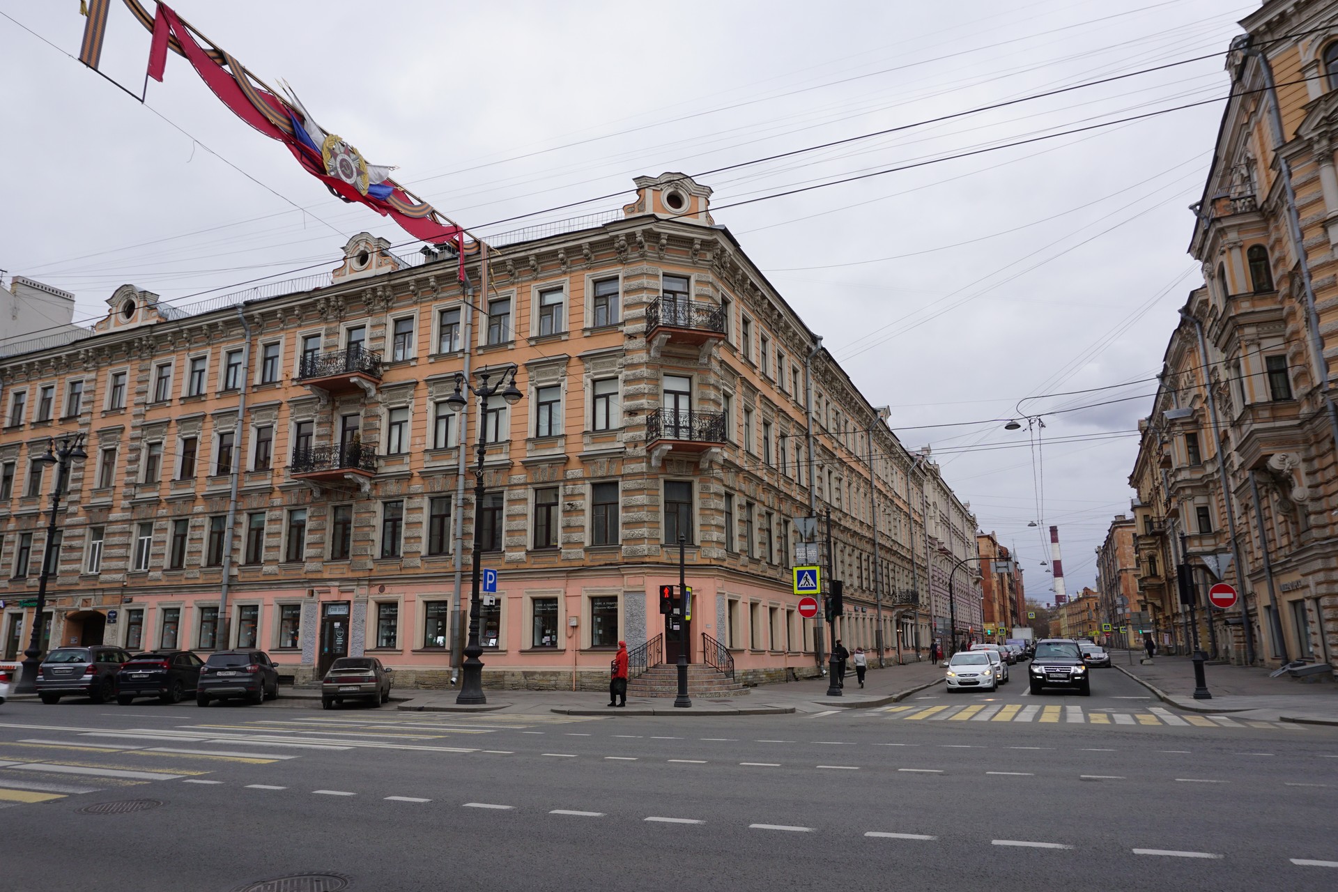 г. Санкт-Петербург, пр-кт. Невский, д. 158-фасад здания