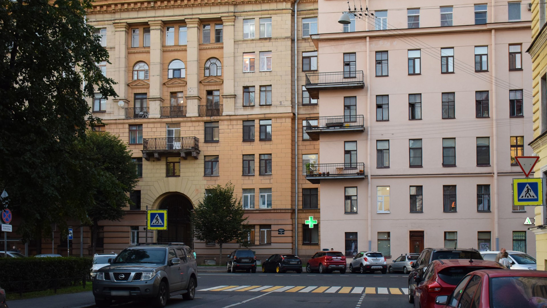 г. Санкт-Петербург, ул. Одесская, д. 2-фасад здания