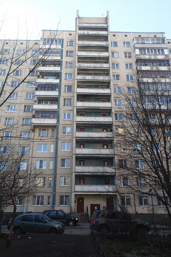 г. Санкт-Петербург, ул. Осипенко, д. 3-фасад здания