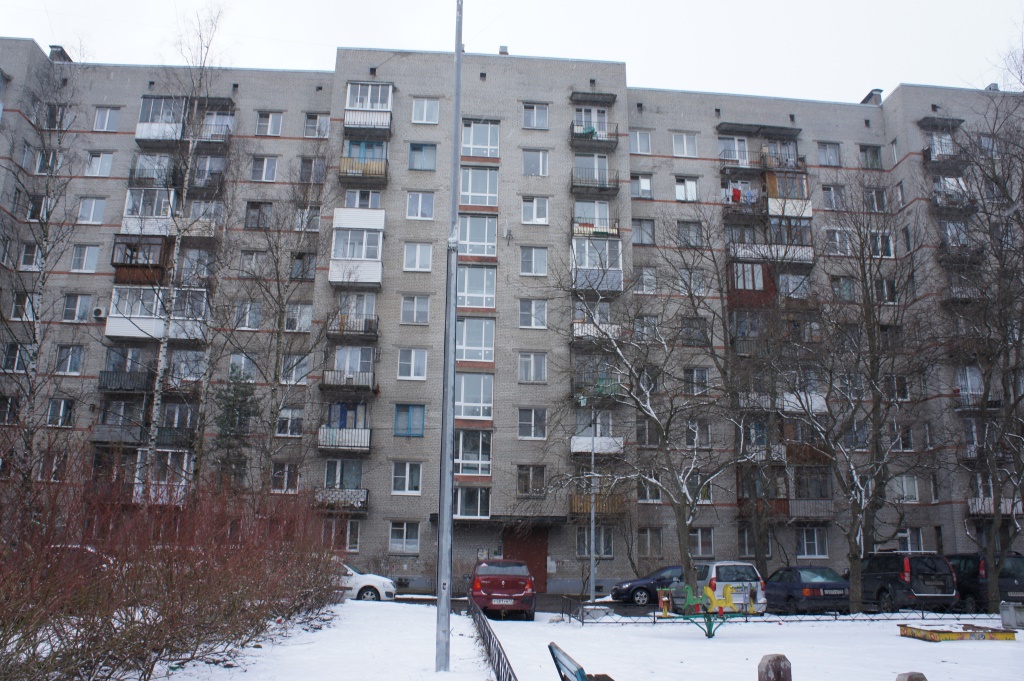 г. Санкт-Петербург, ул. Партизана Германа, д. 6-фасад здания