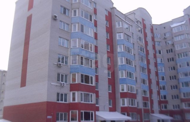 край. Алтайский, г. Барнаул, ул. Лазурная, д. 29-фасад здания