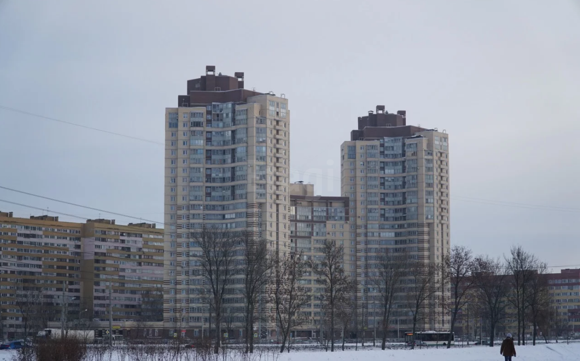 г. Санкт-Петербург, ш. Петергофское, д. 17, к. 1-фасад здания