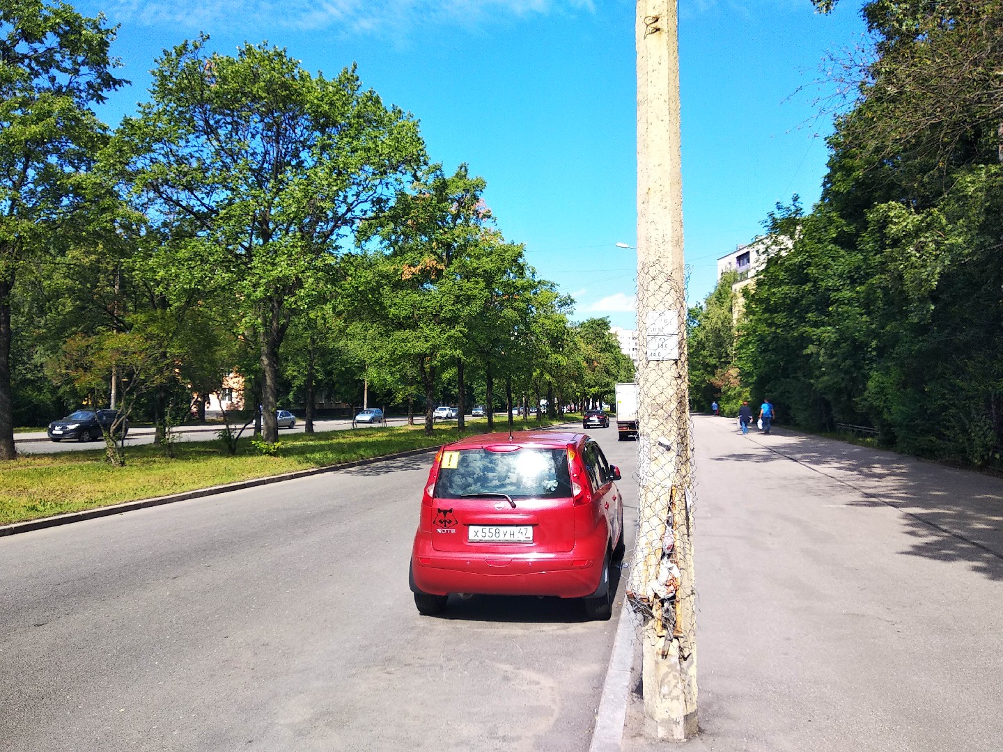 г. Санкт-Петербург, ул. Подводника Кузьмина, д. 24, лит. А-придомовая территория