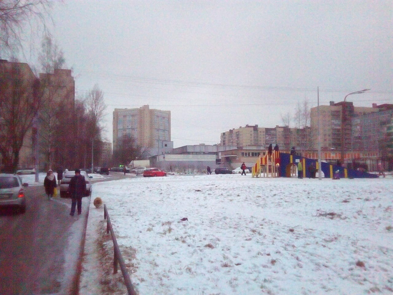 г. Санкт-Петербург, ул. Подвойского, д. 28, к. 1, лит. ЛИЖЗК-придомовая территория