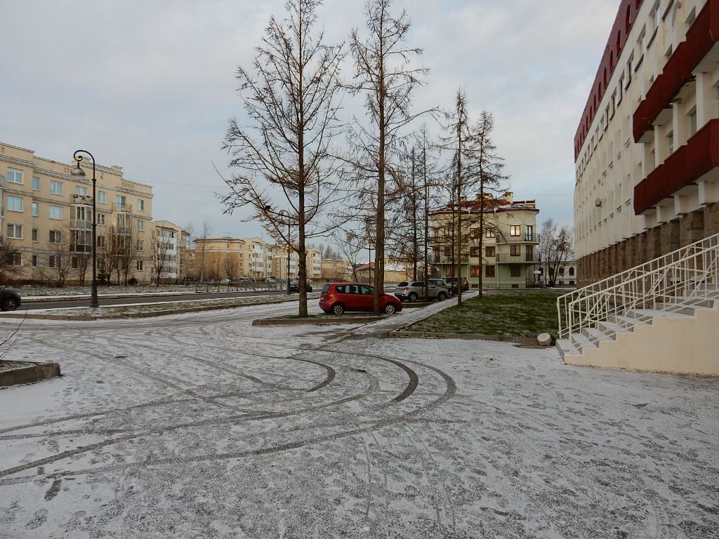 г. Санкт-Петербург, г. Пушкин, ул. Гусарская, д. 9, к. 2-придомовая территория