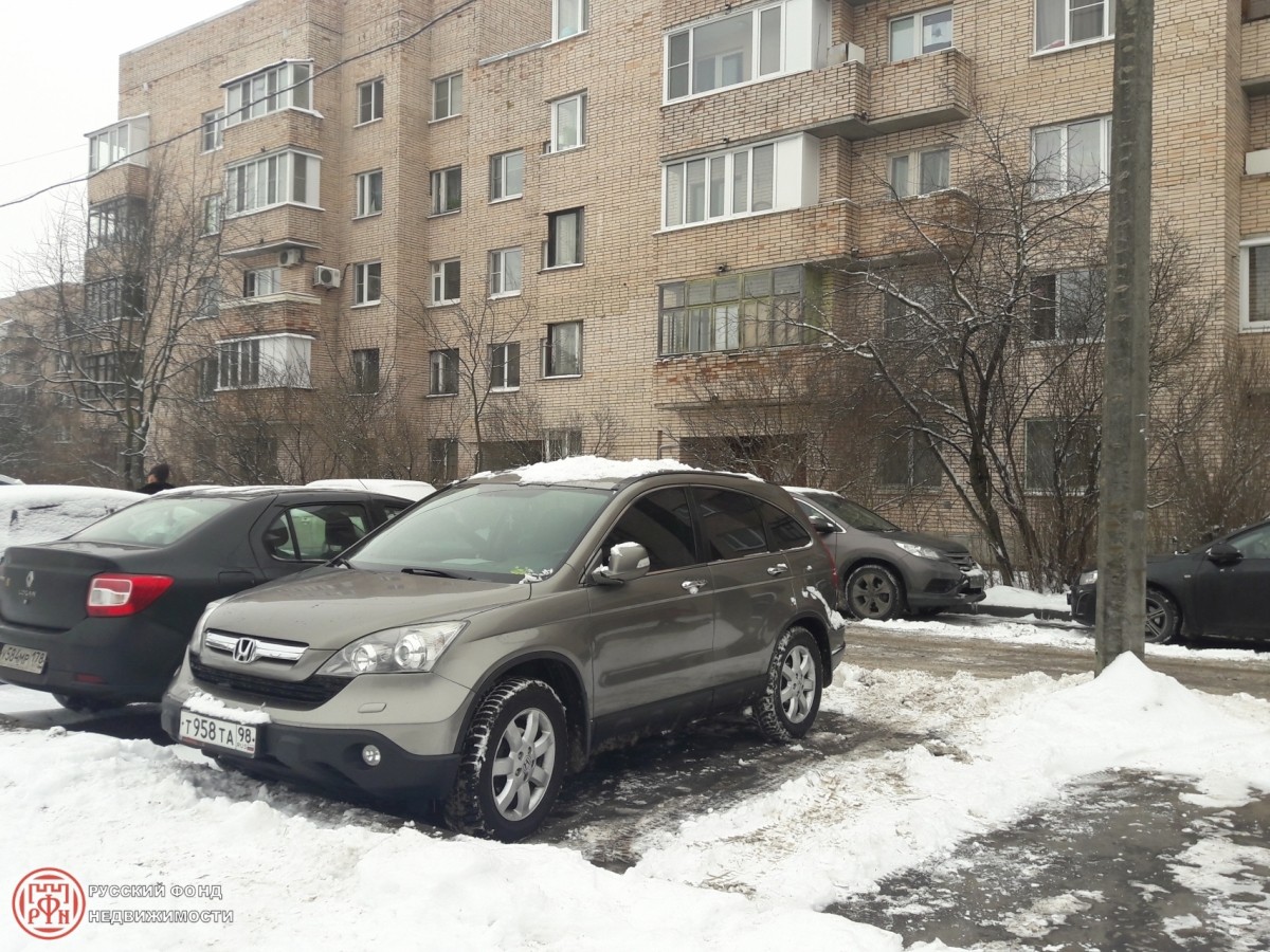 г. Санкт-Петербург, г. Пушкин, ул. Железнодорожная, д. 80-придомовая территория