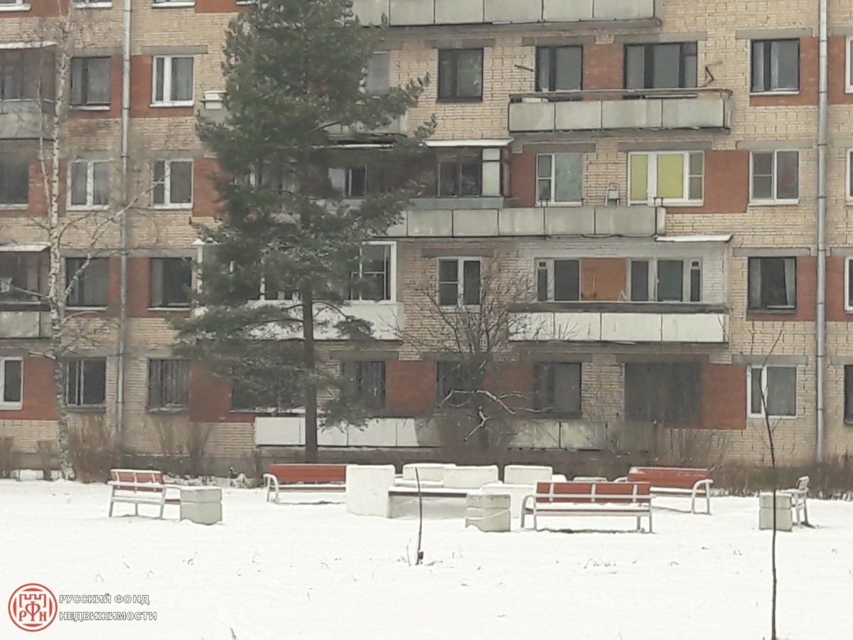 г. Санкт-Петербург, г. Пушкин, ул. Железнодорожная, д. 80-фасад здания