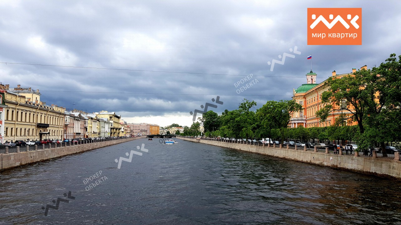 г. Санкт-Петербург, наб. Реки Фонтанки, д. 24, лит. Б-придомовая территория